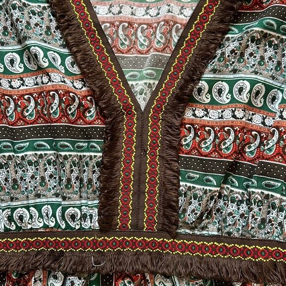 Umgee V-Neck Short Kimono Sleeve Tunic Top Fringe Paisley Aztec Embroidery Sz S - Picture 10 of 13